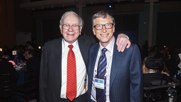 Les 8 milliardaires les plus riches du monde totalisent en 2017 426 milliards $, soit l'équivalent de la richesse de 50% de la population mondiale. Gloupssss. Mais que fait la police ? Il faut aller les arrêter...