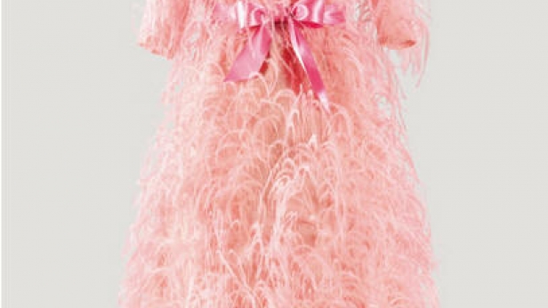 Vente aux enchères par Sotheby's de 150 créations Haute Couture provenant de la collection personnelle de Didier Ludo - Elle a rapporté près d'1 million €