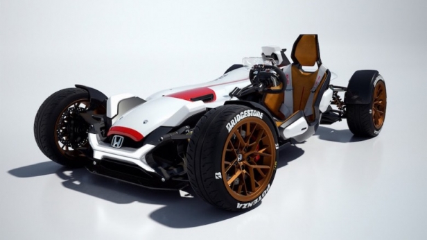 Gagnant du concours "Honda Global Design Project", le Project 2&4 est un hybride entre une voiture et une moto: il combine la stabilité d'un 4 roues et les sensations d'une moto sportive !