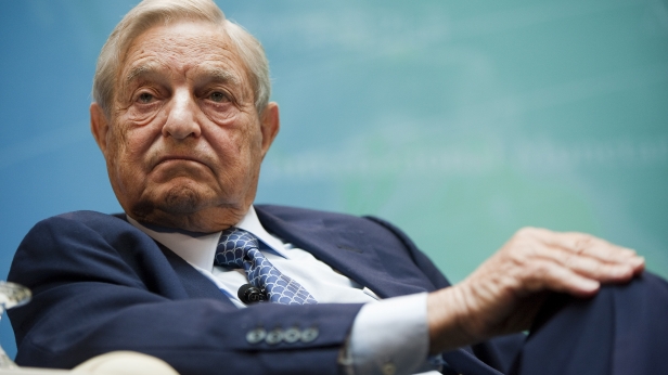 Georges Soros, qui passe la barre des 86 ans, a abandonné ses paris haussiers sur l'or au profit d'un doublement des positions baissières sur le SP500 avec des puts sur 4 millions de titres ETF