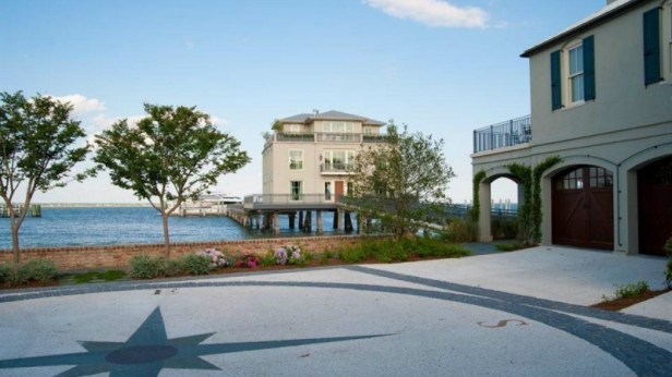 Une ancienne base navale des US a été transformée en appartement de luxe en Caroline du Sud, une imprenable vue sur mer à 8,85 millions de dollars.