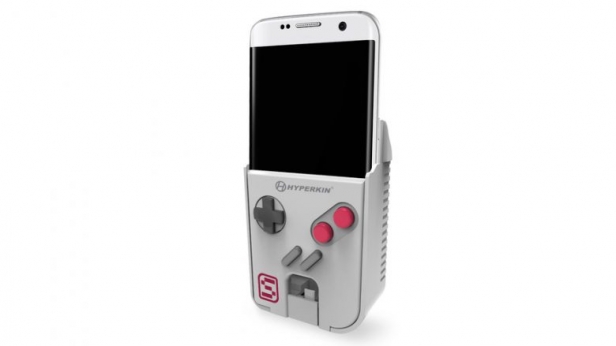 Vous pourrez désormais transformer votre smartphone en une réplique de Game Boy, grâce à Hyperkin ! Disponible pour le moment avec les mobiles sous Android, il vous en coûtera 60$ en précommande