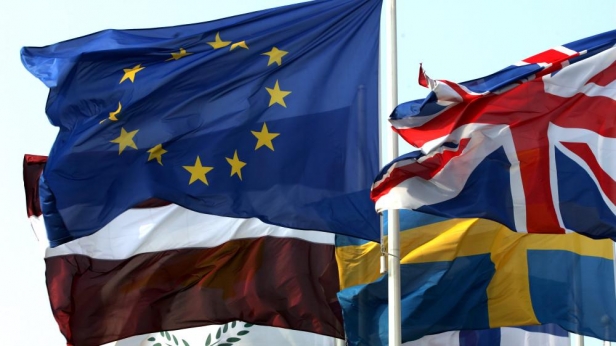 Selon une enquête pour le "Mail on Sunday", 43% des Britanniques interrogés souhaitent la sortie de la Grande-Bretagne de l'UE