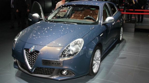 Alfa Romeo a présenté la nouvelle Giulietta, une version plus liftée de sa précédente - Plus connectée et stylée, elle sera disponible à partir de 21 690 euros