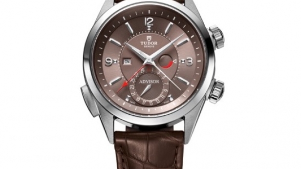 Tudor réinvente sa montre de 1957: La nouvelle Tudor Heritage Advisor (79620 TC) est tout aussi fiable et robuste que son aînée, au look ultra raffiné. Prix de cette belle montre: 5540 euros..
