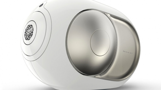 Apple s'offre l'exclusivité des ventes sur le territoire américain des enceintes du fabricant français Devialet ! Phantom, souvent qualifiée de meilleure enceinte sans fil du monde, sera vendu à "seulement" 1690€