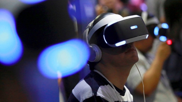 SONY a annoncé avoir vendu 950.000 unités de sa PlayStation VR headset en 4 mois