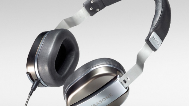 Sonotone propose sur les marchés le casque "Edition M" en nombre limité, à 899€ - Une garantie de qualité sonore et de niveau élevé d’isolation du casque, et d’un confort d’écoute, lorsque celle-ci est prolongée, sans endommager l’ouïe.
