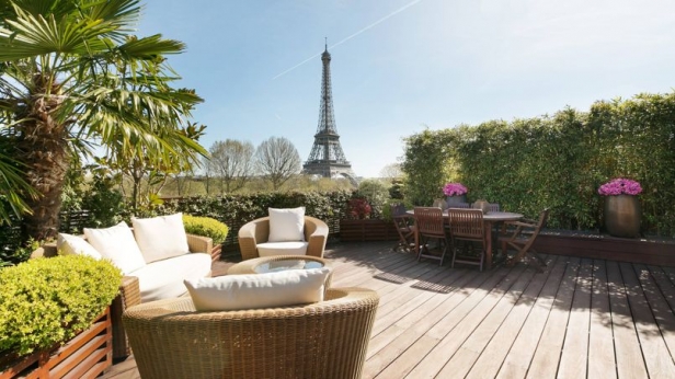 En France, l’immobilier de luxe est reparti et l’année s’annonce prometteuse pour les spécialistes notamment car les prix ont fortement baissé depuis 2007