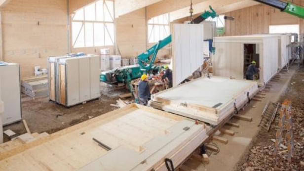 Un business d'avenir en pleine expansion : créateur fournisseur de maisons pour réfugiés.