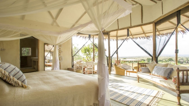 Situé au cœur du parc national de Serengeti en Tanzanie, la Maison de Lamai Mkombe peut accueillir jusqu'à 10 personnes -  Vous séjournerez dans la brousse africaine avec des prestations luxueuses, à partir de 625$ par nuit par personne