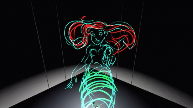 Google vient de lancer Tilt Brush. Il s’agit d’une des applications les plus intuitives et la toute première pour l’art. En effet, Tilt Brush permet à l’utilisateur de peindre dans l’espace 3D. Une première dans l’univers de la réalité virtuelle