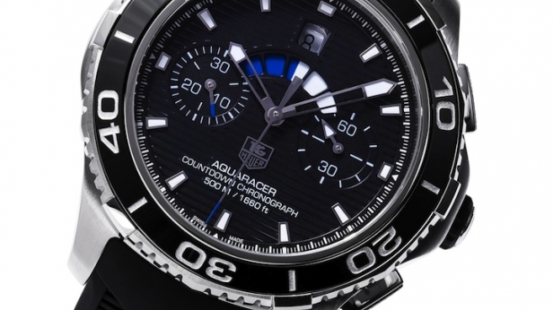 Amateurs de plongée, cette montre est pour vous ! TAG Heuer Aquaracer peut aller jusqu'à 500 m de profondeur et elle est commercialisée à 5500 $