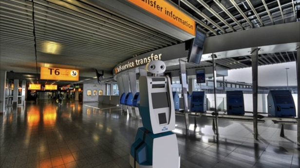Le robot Spencer est prêt à circuler dans l'aéroport international d'Amsterdam Schiphol aux Pays-Bas, il guidera les voyageurs perdus