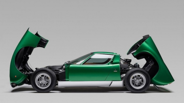 La Lamborghini Miura SV, dévoilée en 1971, vient d'être restaurée en un exemplaire unique ! Un véritable monument de l’histoire de l’automobile