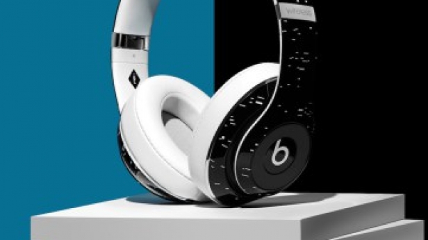 Beats s'unit à Pigalle pour cette édition limitée de Studio Wireless, un casque au design épuré et d'une qualité sonore exceptionnelle, au tarif de 479 euros