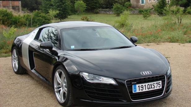 Faites vous plaisir cet été avec une Audi R8 et son monstrueux V10 ! 525 chevaux désormais disponibles à partir de 70 000 € sur le marché de l’occasion !
