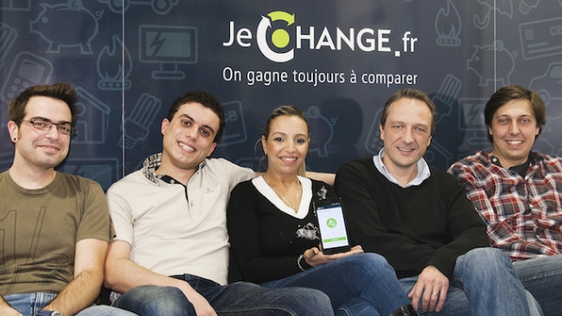 JeChange.fr est une application qui permet de comparer et réduire les factures de la vie courante, que ce soient pour les assurances, un crédit, des fournisseurs d'énergie ou encore des banques