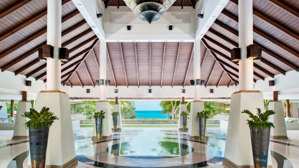 C'est LA destination incontournable cet été : Krabi en Thaïlande et précisément l'hôtel Dusit Thani, nouvellement ouvert ! Entre plage, piscines, Spa et bars luxueux, vous aurez à peine le temps de visiter cette magnifique île