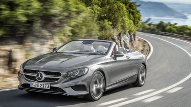 Mercedes relance la Classe S Cabriolet - Une série d'innovations technologiques, pour un luxe raffiné !  On retiendra une gestion intelligente de la climatisation et du chauffage, en environnement ouvert ou fermé ! Bientôt commercialisée